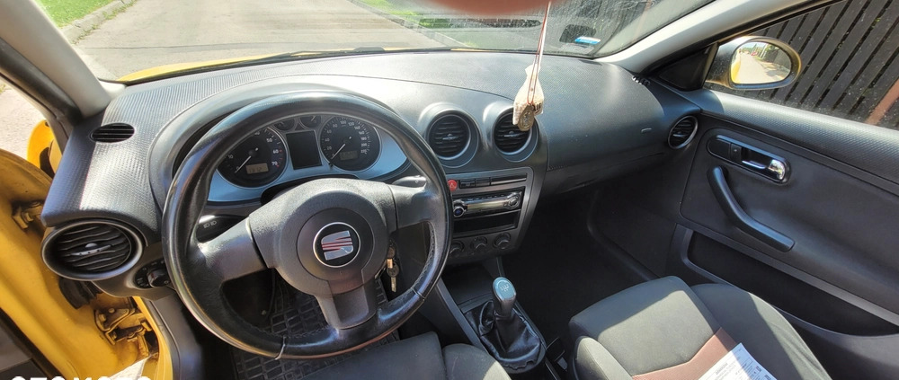 Seat Ibiza cena 5700 przebieg: 216000, rok produkcji 2007 z Orzesze małe 46